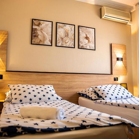 Hotel Bolero Дьєр Екстер'єр фото