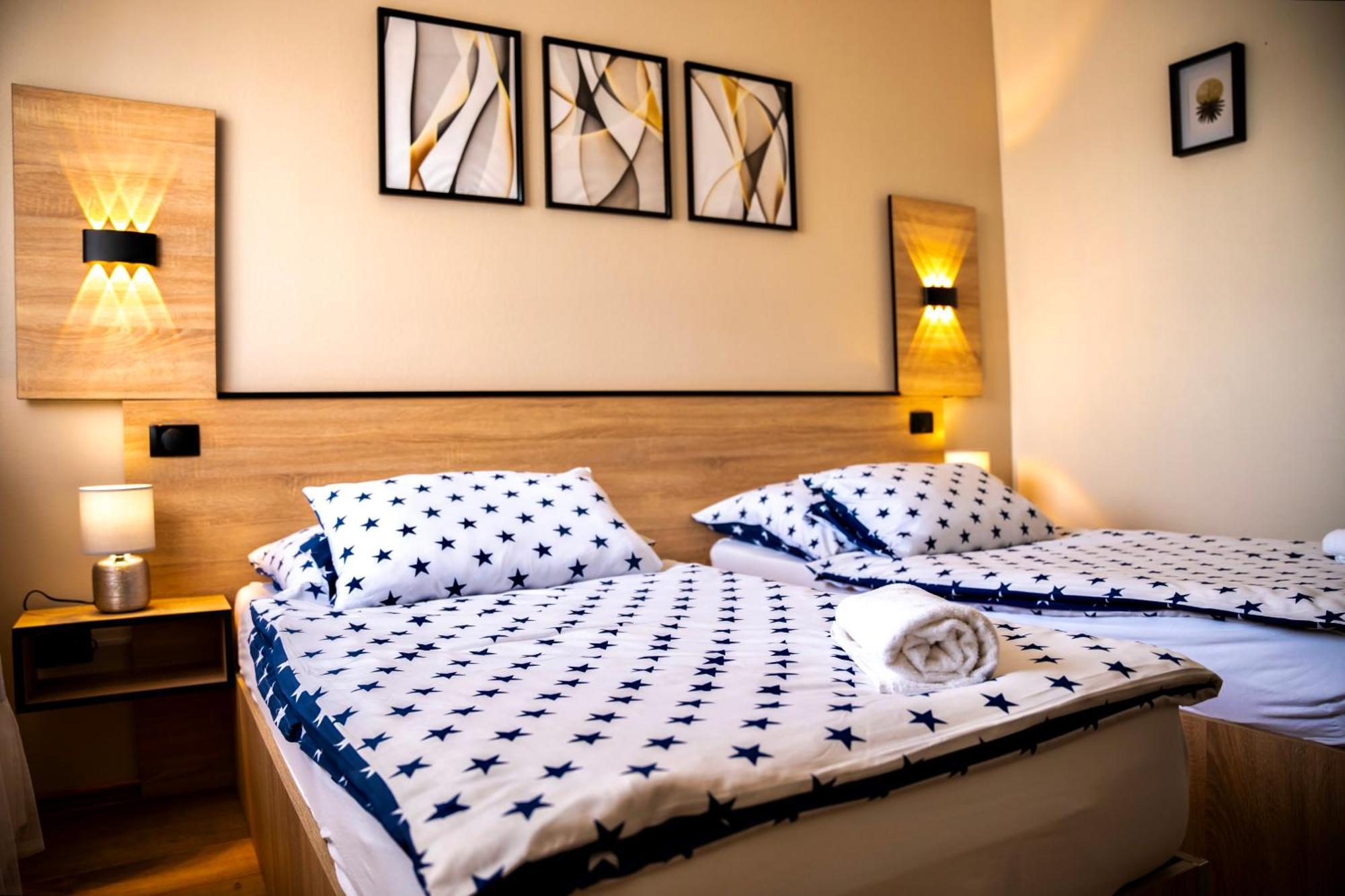 Hotel Bolero Дьєр Екстер'єр фото